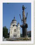 Cluj-Napoca. Matias Corvino frente a San Miguel.