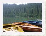 Barcas en el lago Rojo.