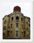 Oradea. Un edificio en el Bulevard de la Repblica.